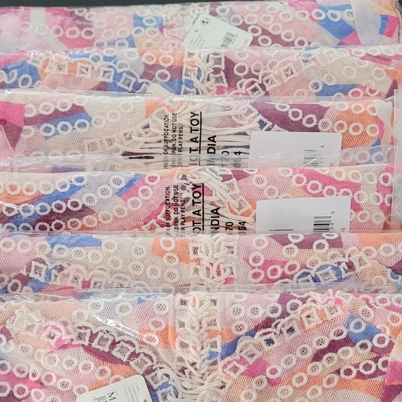 Free People Eyelet Crop Top - Picture 3 of 10